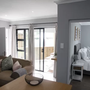 Brighton Beach Apartment 2 living space